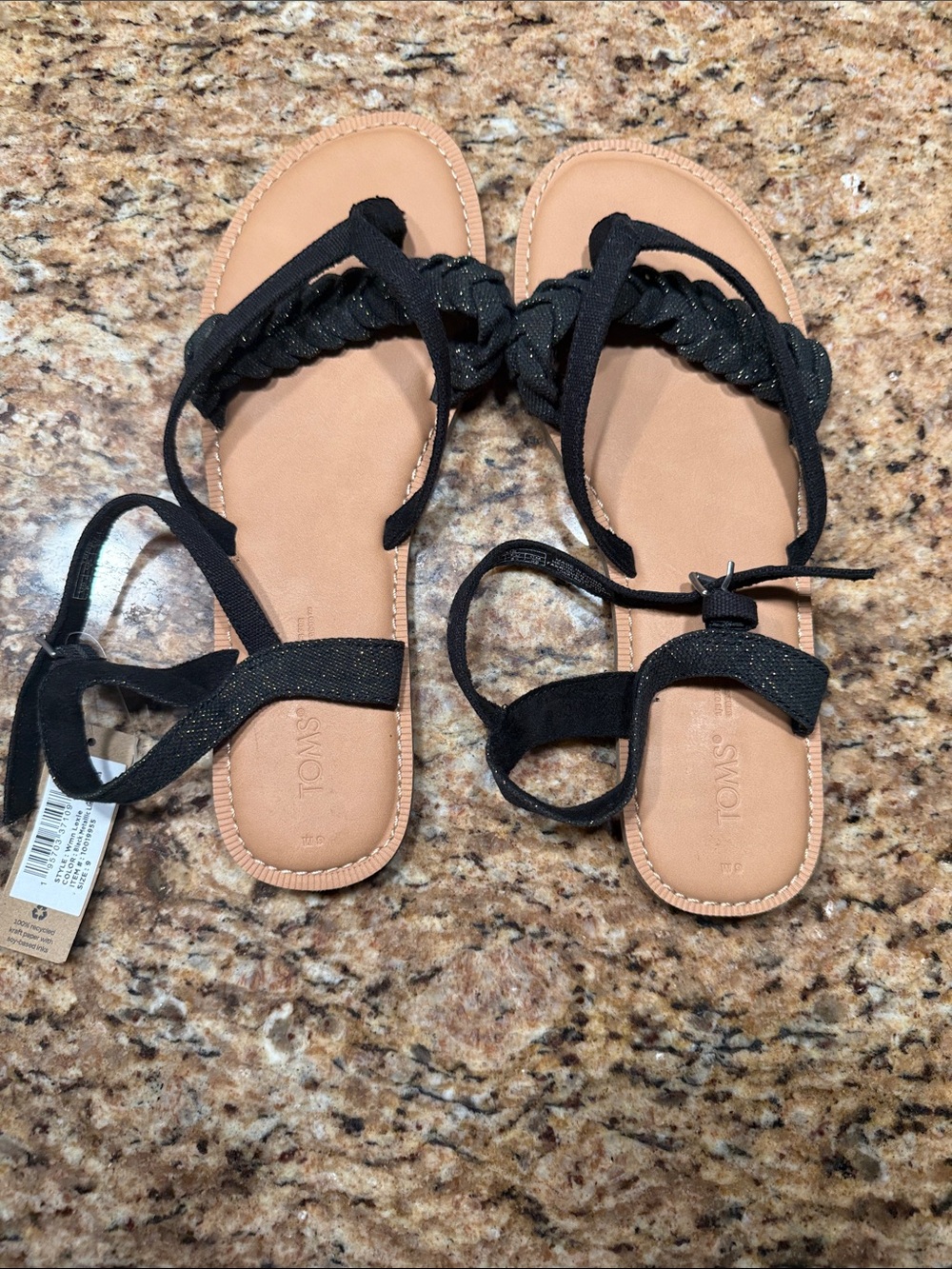 TOMS 'Lexie' sandals size 9 flip flops